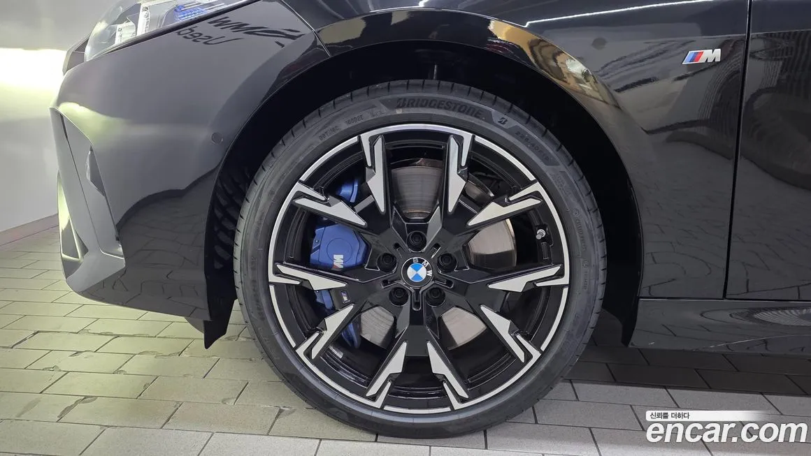 BMW 2-Series 2025 из KR, фото 8
