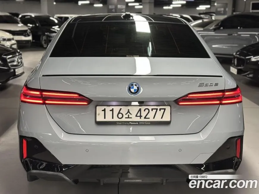 BMW 5-Series 2024 из KR, фото 3