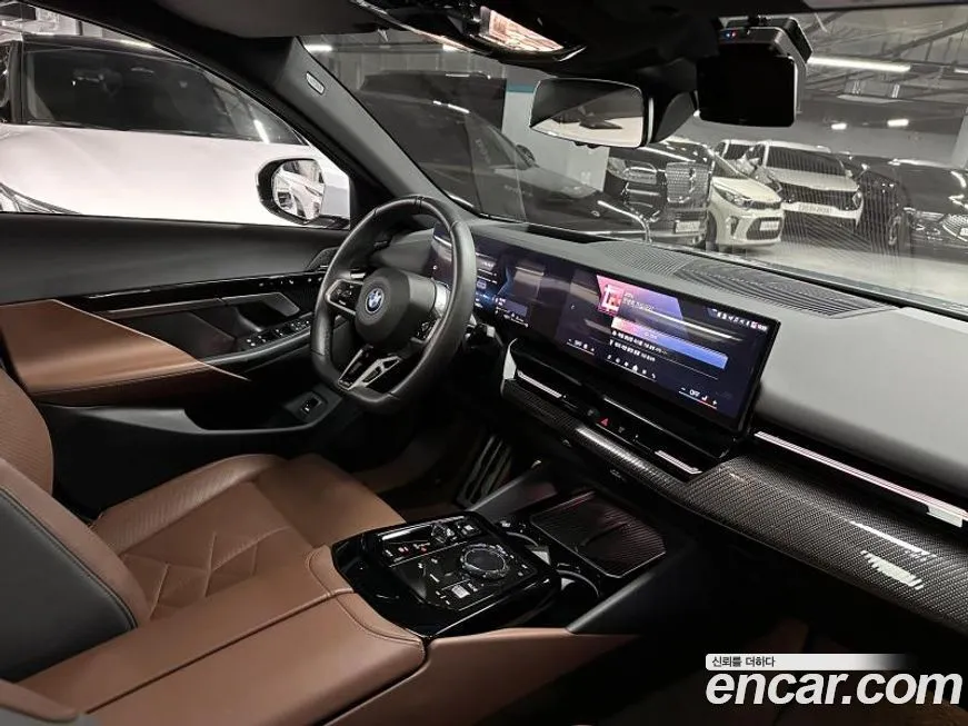 BMW 5-Series 2024 из KR, фото 9