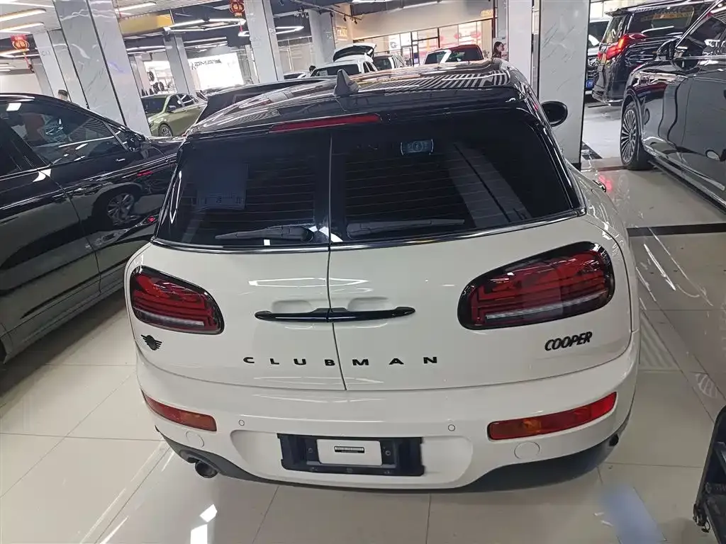 MINI Clubman — фото 7