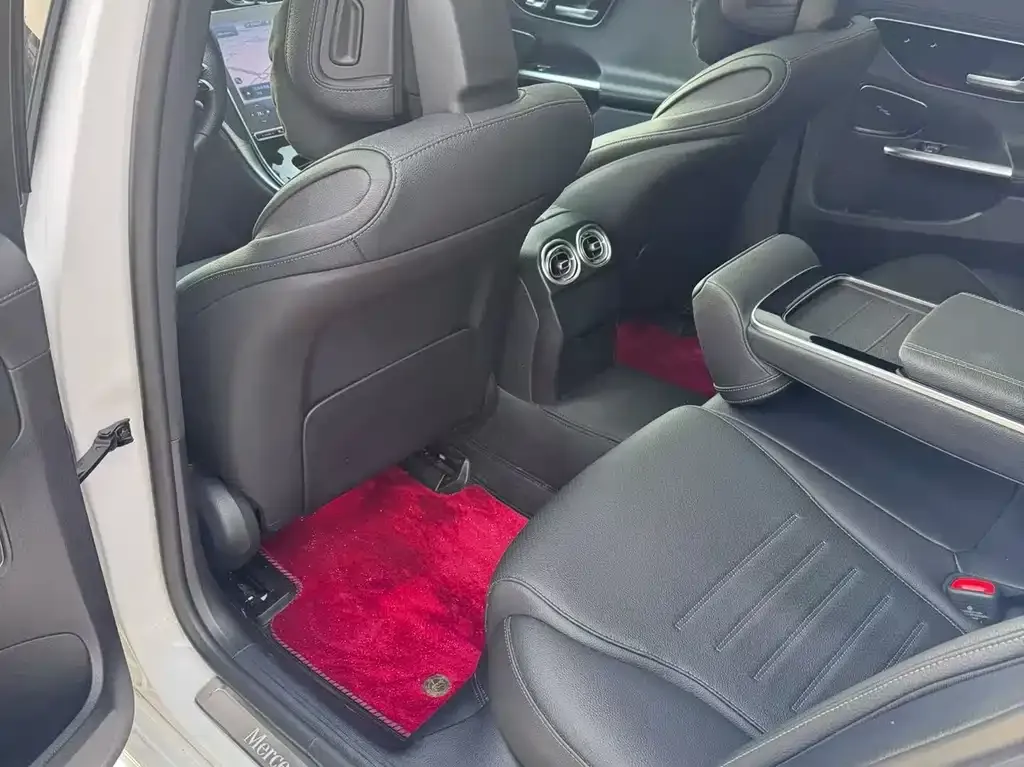 Mercedes-Benz C-Class 2024 из CN, фото 2
