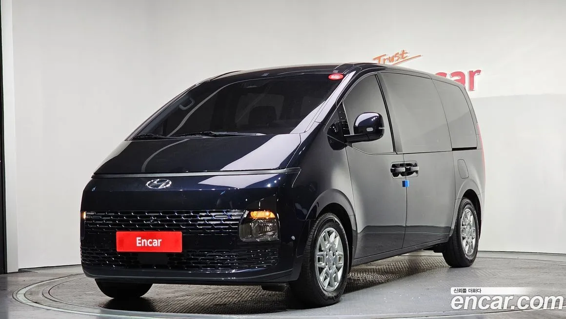 Hyundai Staria