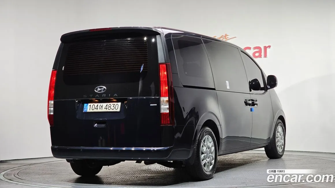 Hyundai Staria 2023 из KR, фото 4