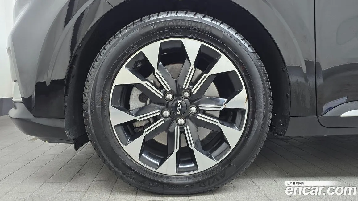 Kia Carnival 2023 из KR, фото 9