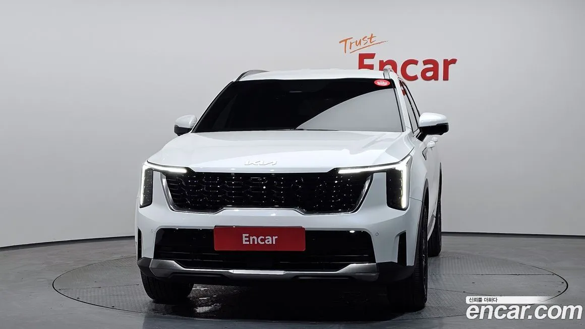 Kia Sorento — фото 3