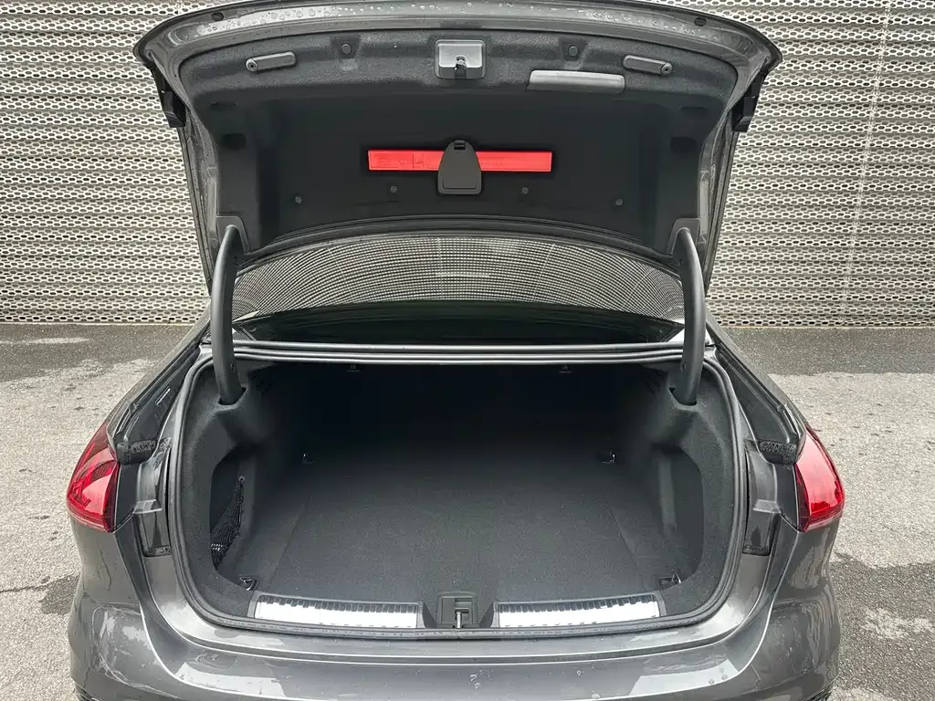 Audi A5L 2025 из CN, фото 3