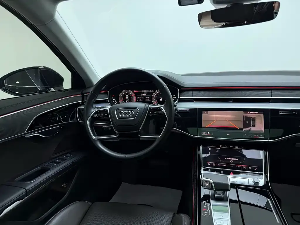 Audi A8 — фото 9