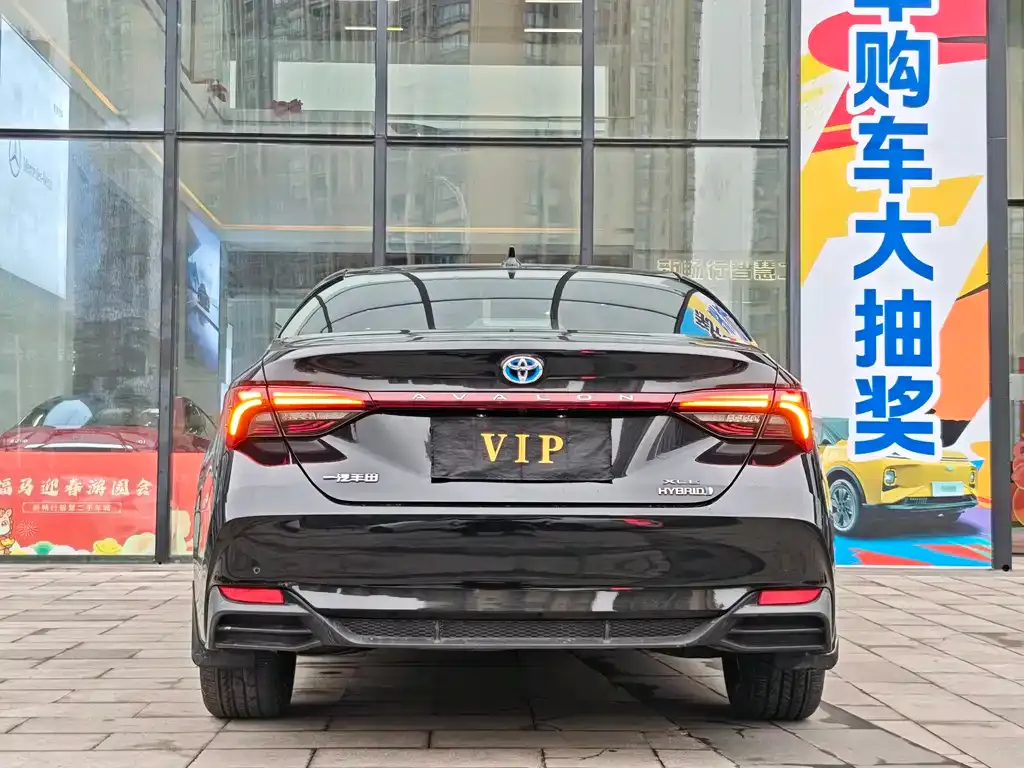 Toyota Avalon 2023 из CN, фото 4