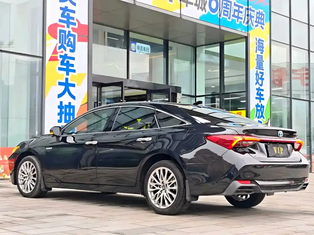 Toyota Avalon 2023 из CN, фото 5