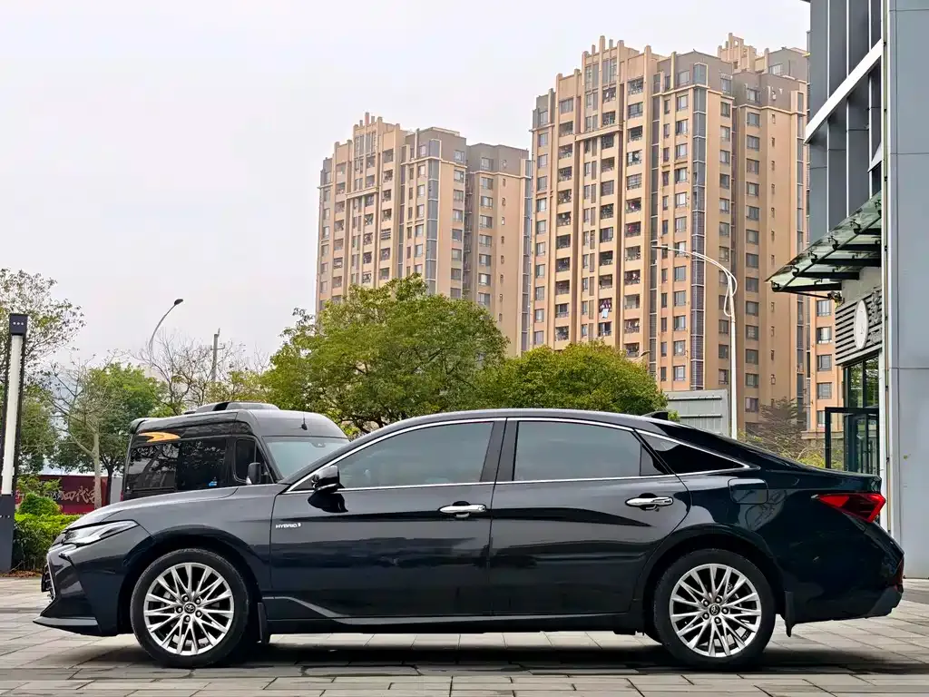 Toyota Avalon 2023 из CN, фото 9