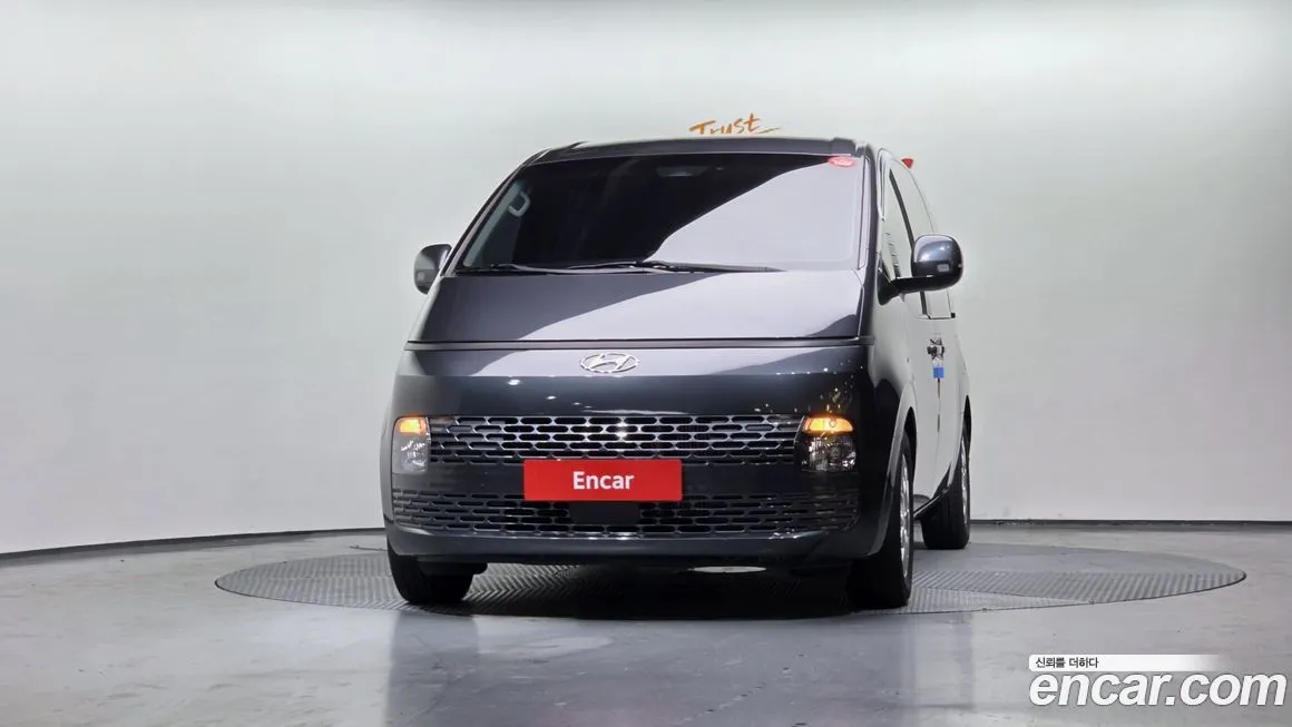 Hyundai Staria 2023 из KR, фото 3