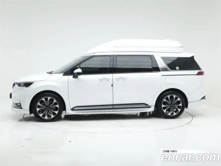 Kia Carnival — фото 10