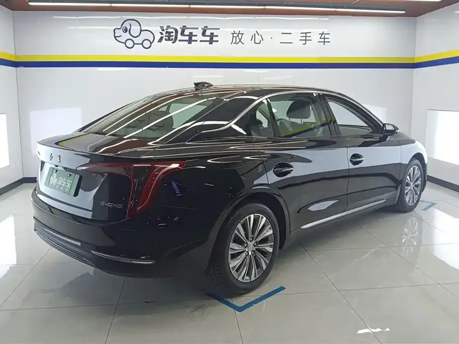 Hongqi E-QM5 2023 из CN, фото 8