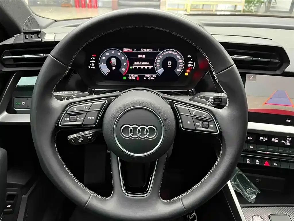 Audi A3 2023 из CN, фото 8