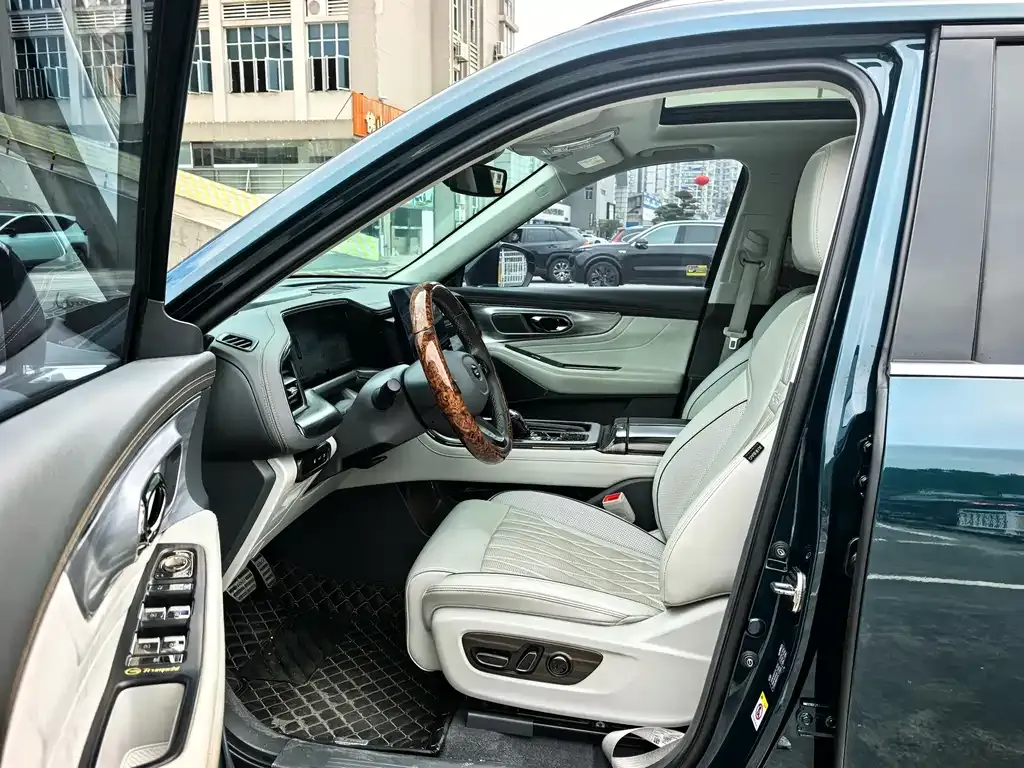 GAC Motor Trumpchi GS8 — фото 4