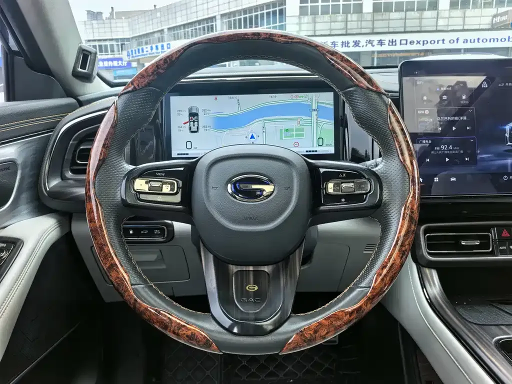 GAC Motor Trumpchi GS8 — фото 5