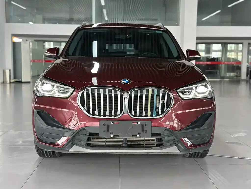 BMW X1 — фото 10