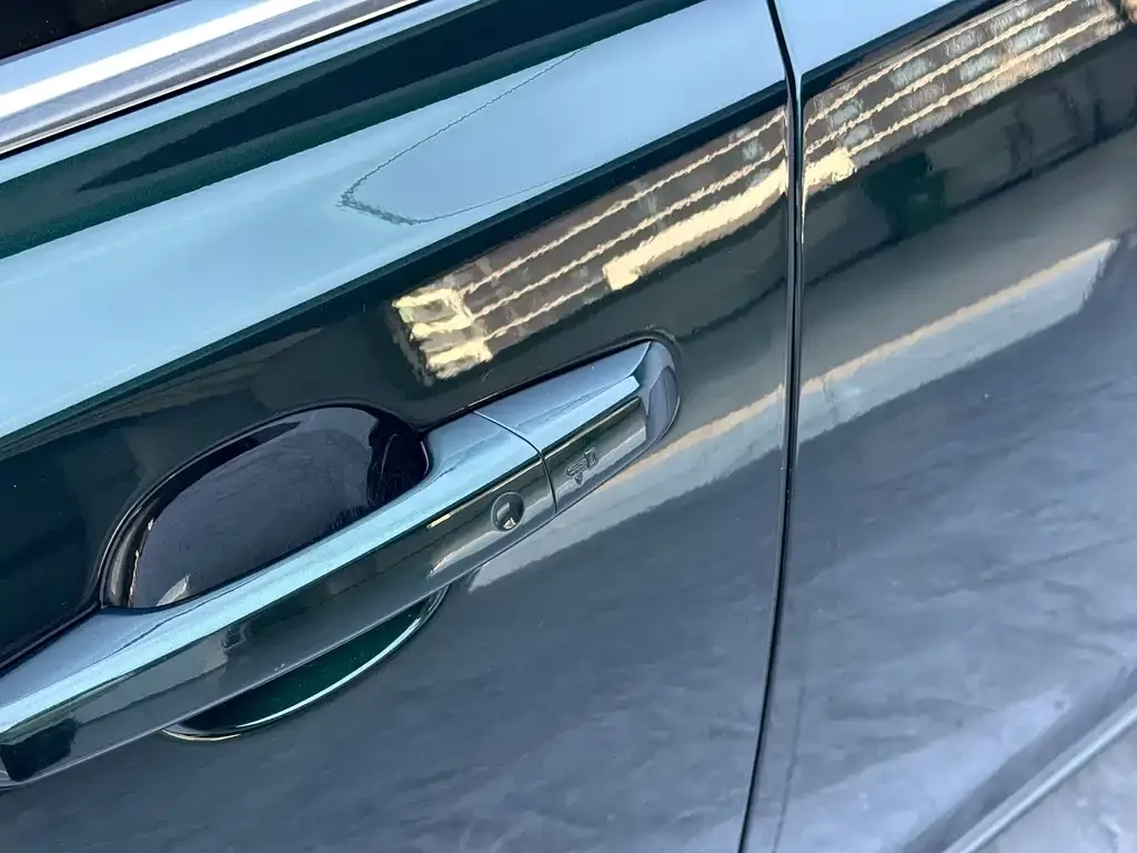 Jaguar XFL 2023 из CN, фото 8