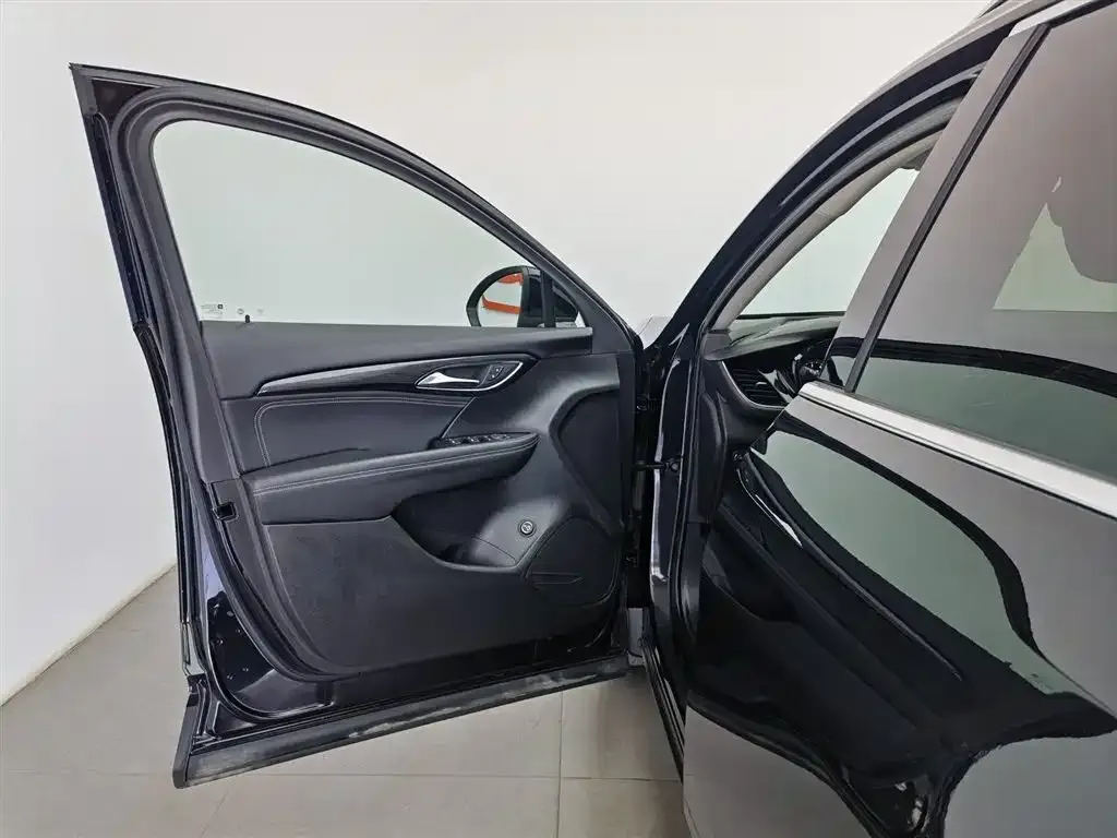Buick Envision Plus — фото 7