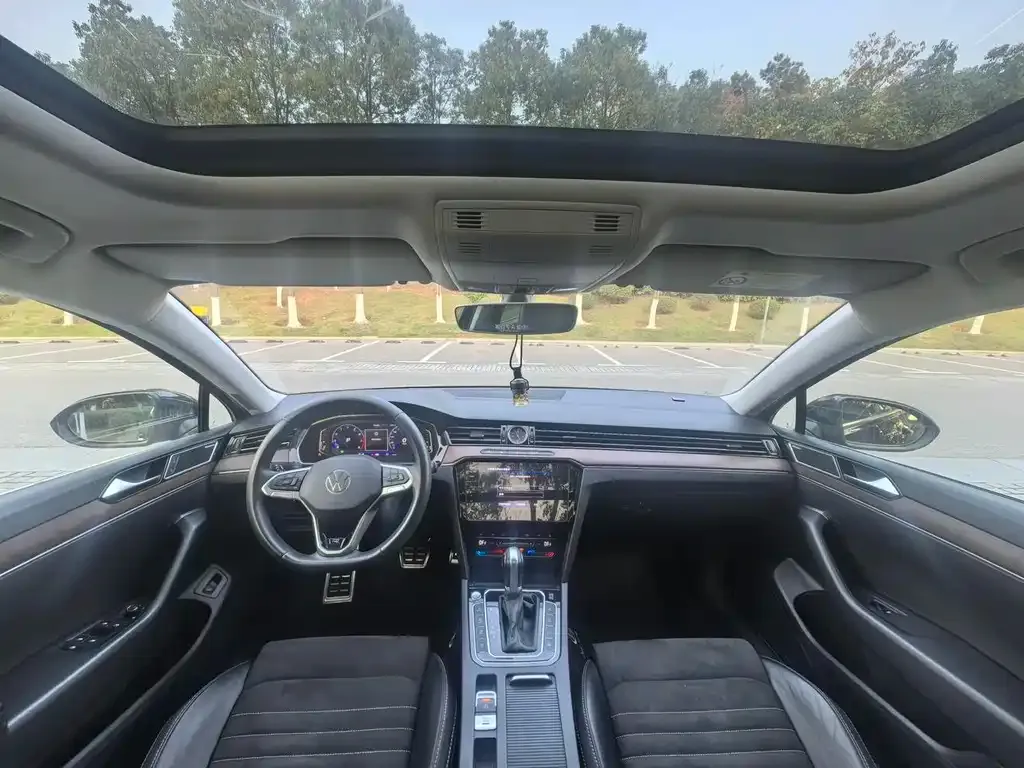 Volkswagen Magotan 2022 из CN, фото 4