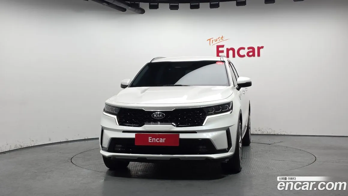 Kia Sorento — фото 4