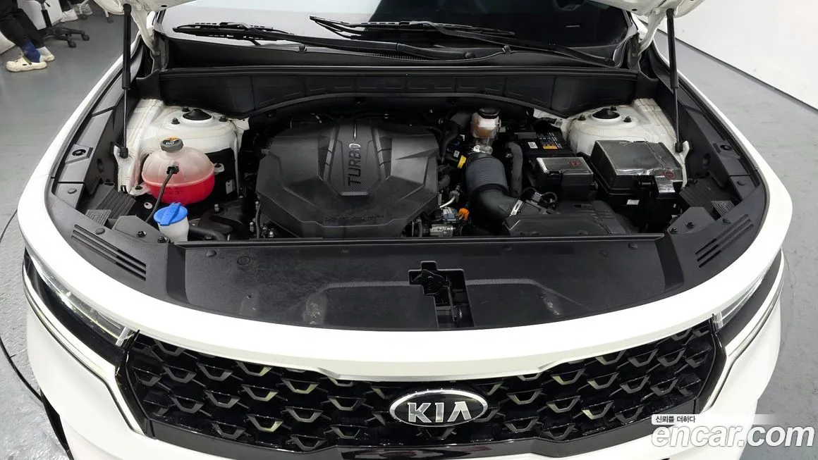 Kia Sorento — фото 10