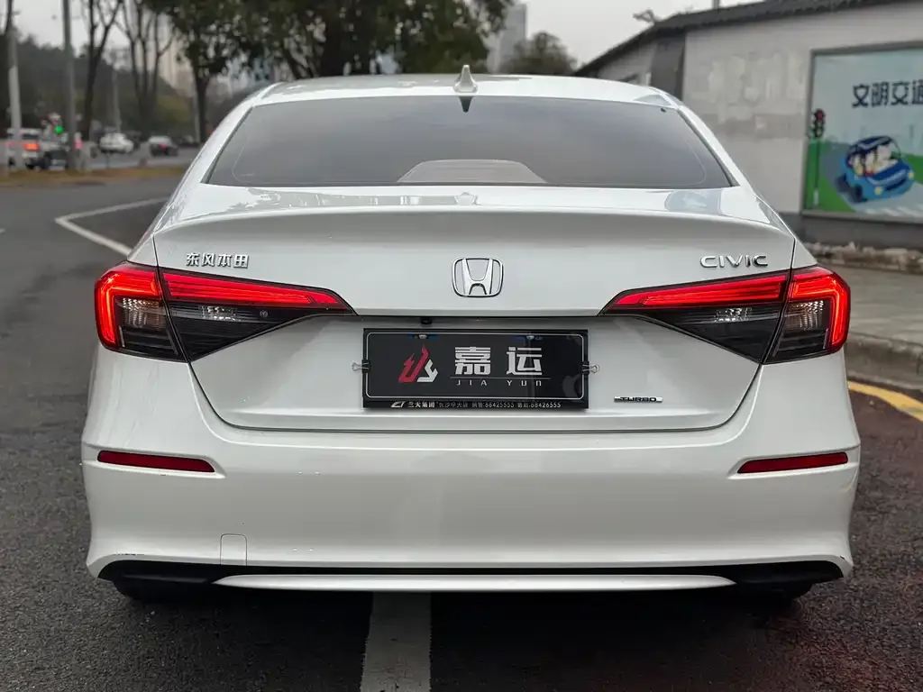 Honda Civic — фото 3