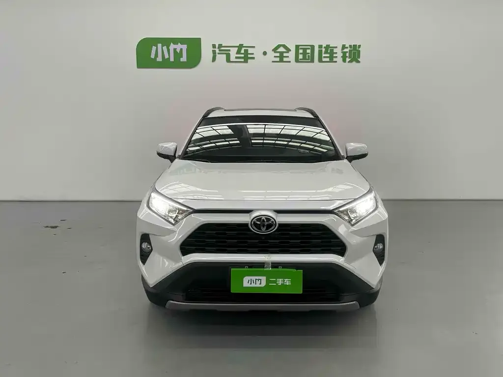 Toyota RAV4 2022 из CN, фото 2