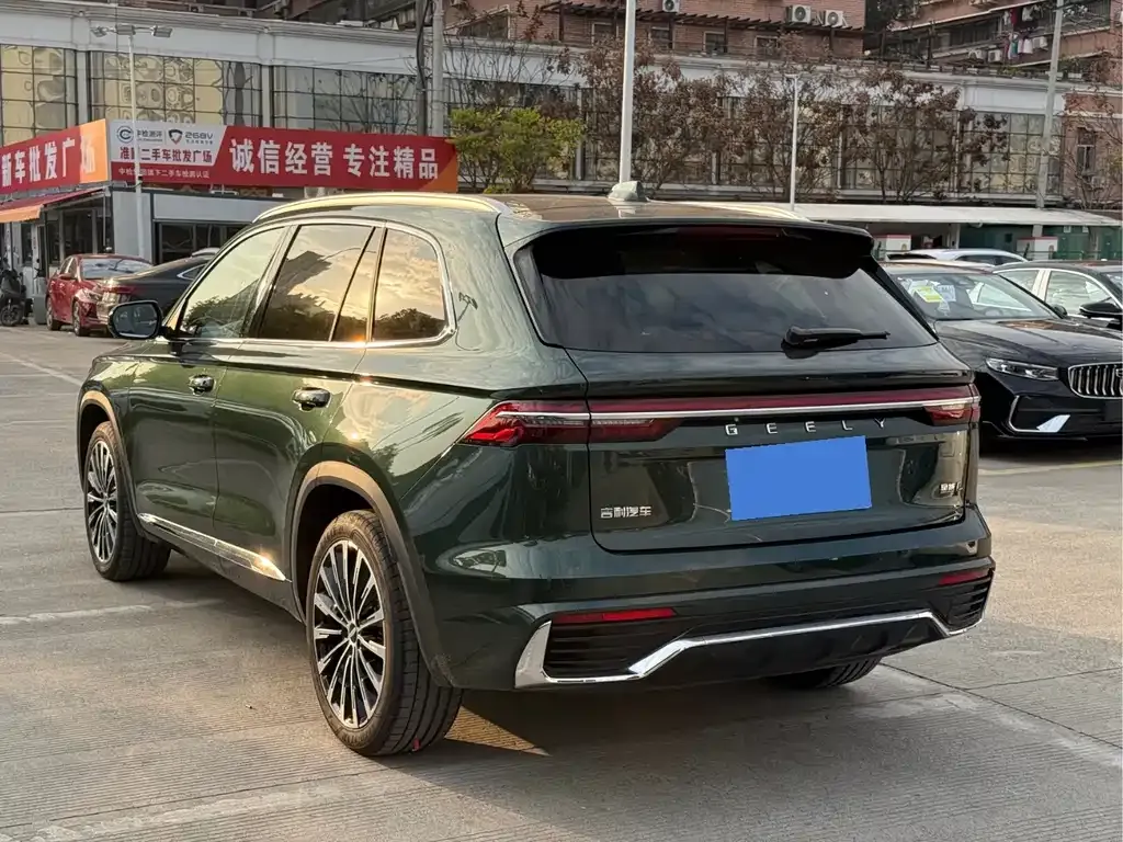 Geely Xingyue L — фото 6