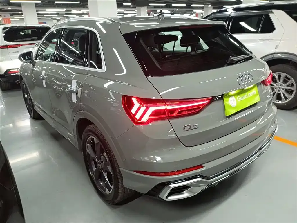 Audi Q3 — фото 10