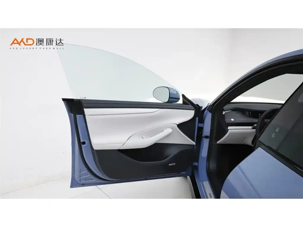 Xiaomi SU7 2025 из CN, фото 9