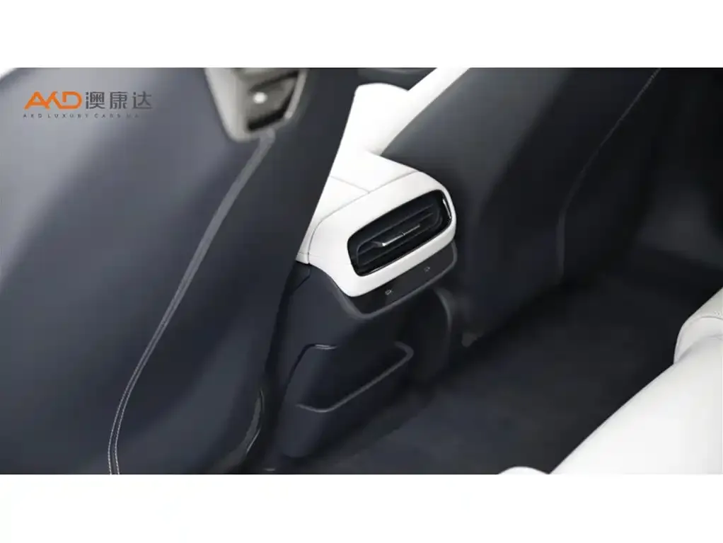 Xiaomi SU7 2025 из CN, фото 3