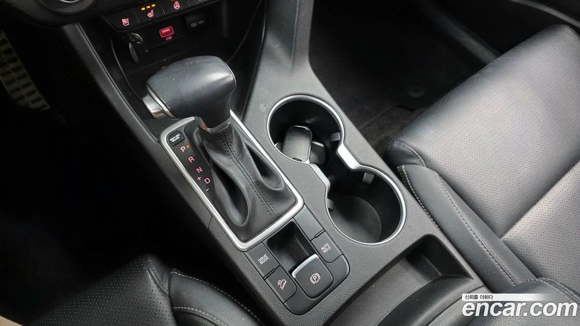 Kia Sportage — фото 6