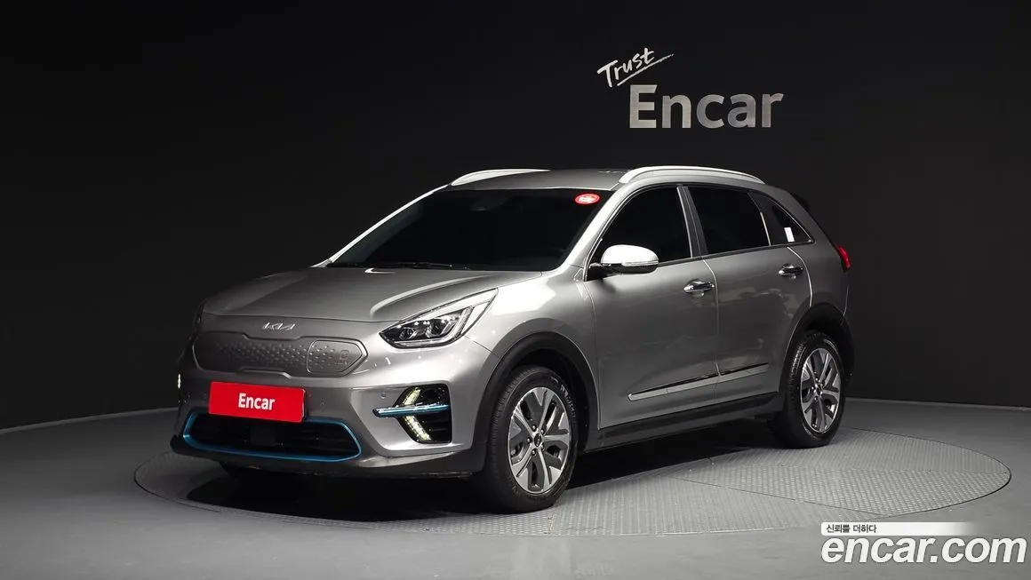 Kia Niro — фото 1