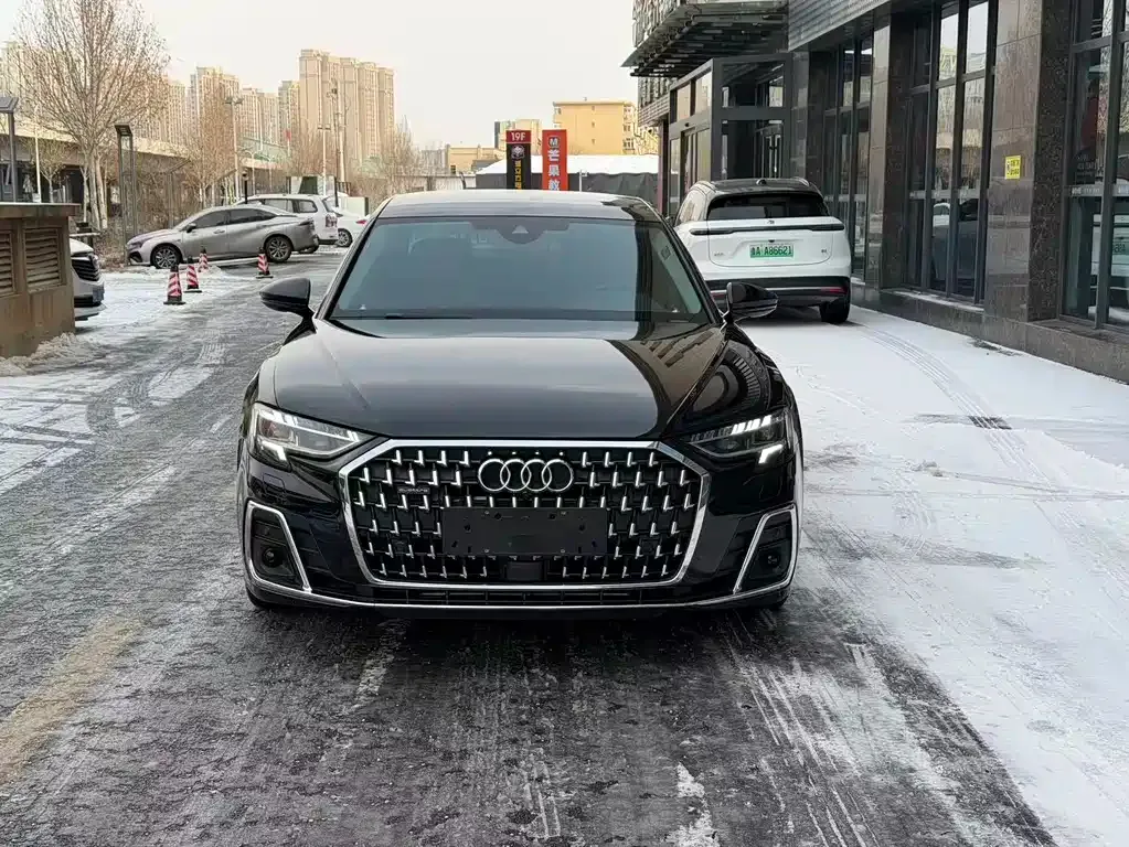 Audi A8 2023 из CN, фото 9