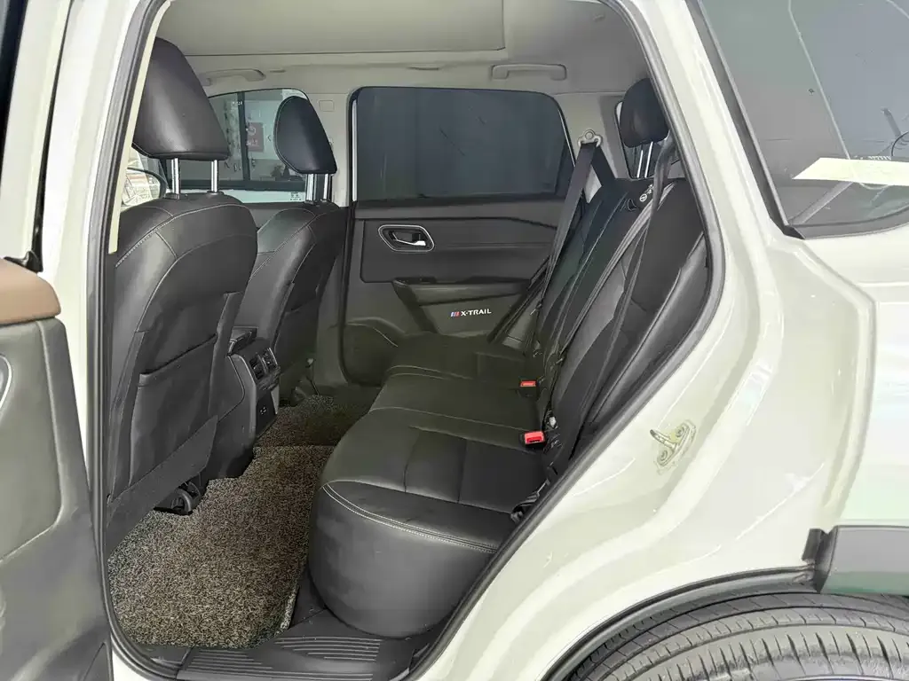 Nissan X-Trail 2024 из CN, фото 8