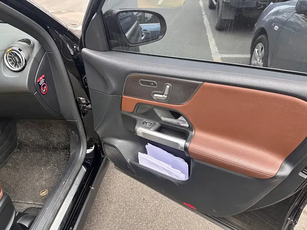Mercedes-Benz GLB 2021 из CN, фото 4