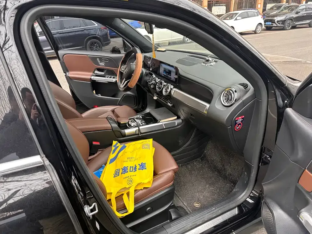 Mercedes-Benz GLB 2021 из CN, фото 2