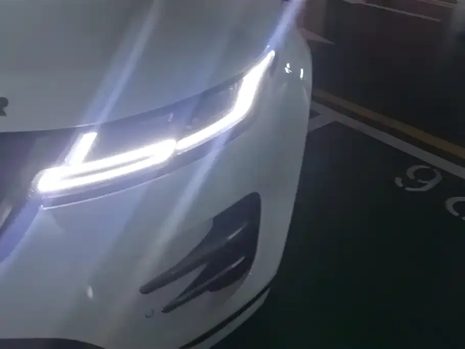 Land Rover Evoque — фото 10