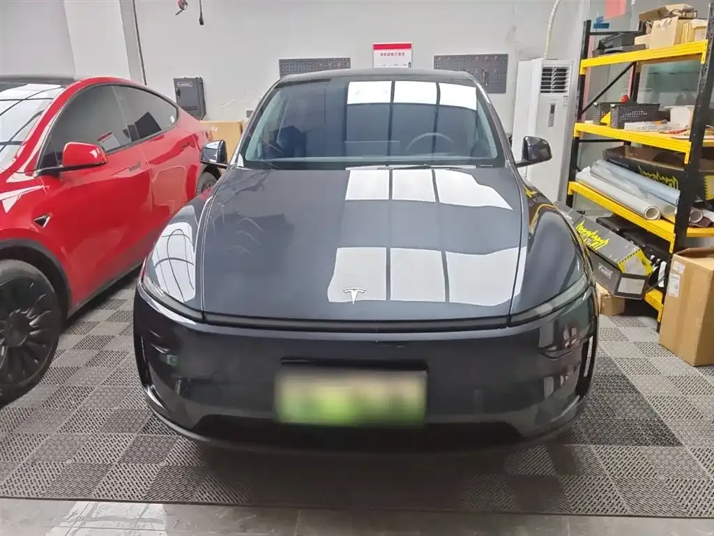 Tesla Model Y — фото 3