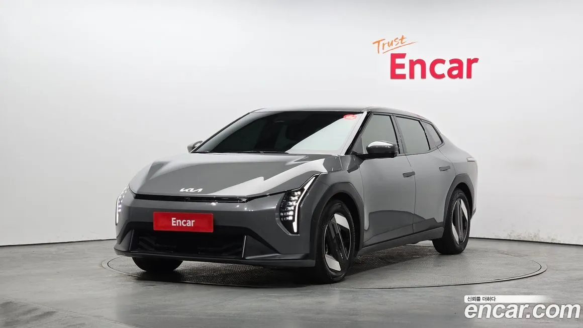 Kia EV4