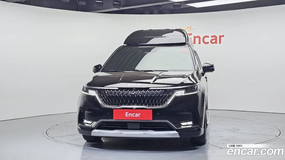Kia Carnival — фото 10