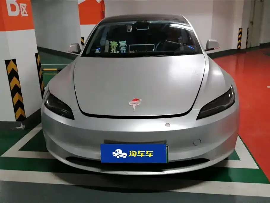 Tesla Model 3 — фото 2