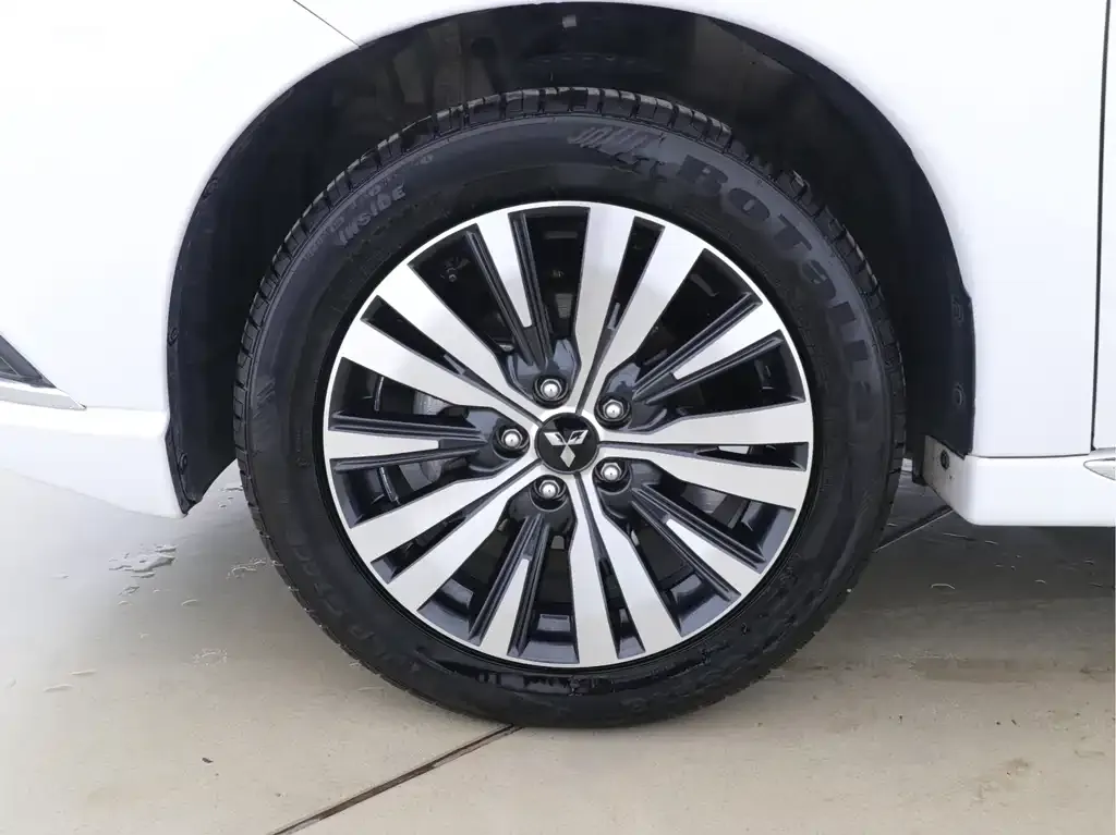 Mitsubishi Outlander 2022 из CN, фото 5