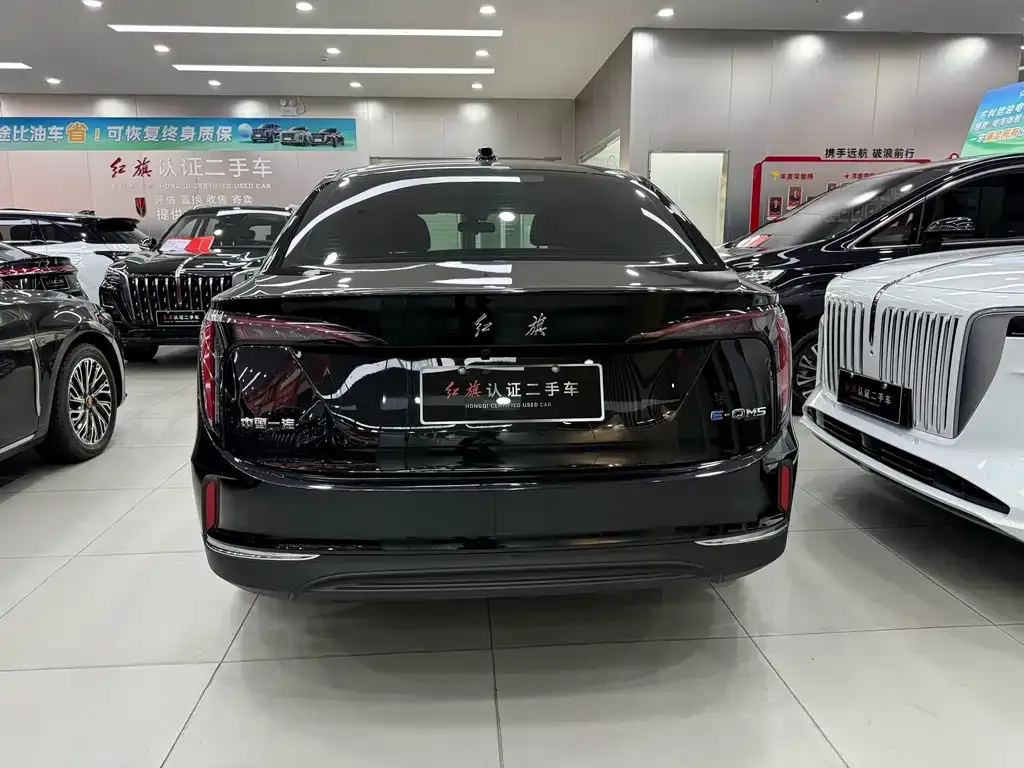 Hongqi E-QM5 2025 из CN, фото 9