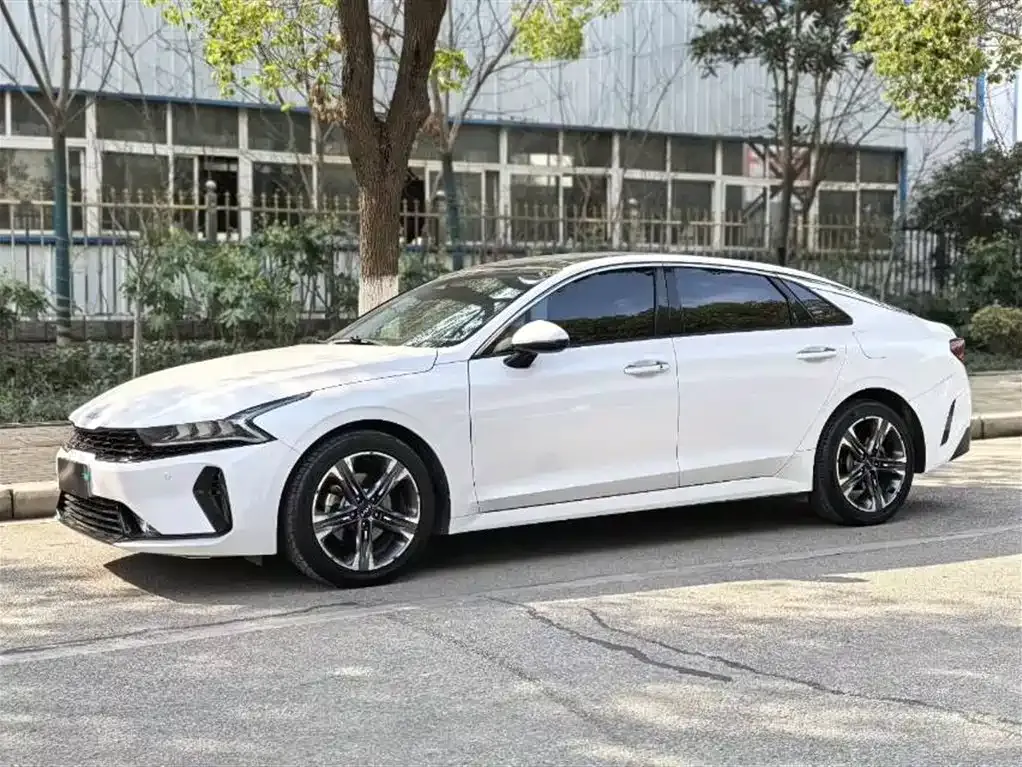 Kia K5 2022 из CN, фото 1