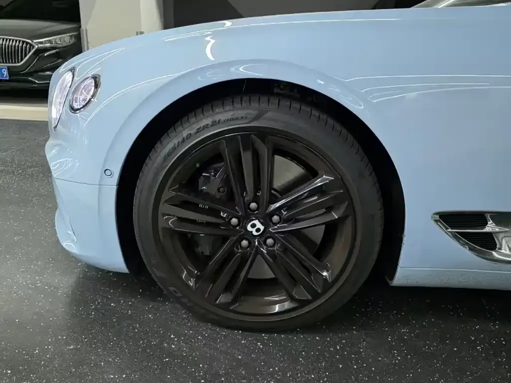Bentley Continental 2025 из CN, фото 7