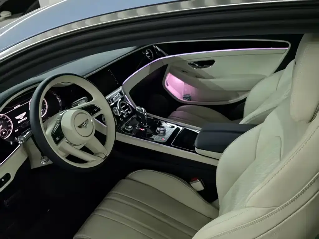 Bentley Continental 2025 из CN, фото 3