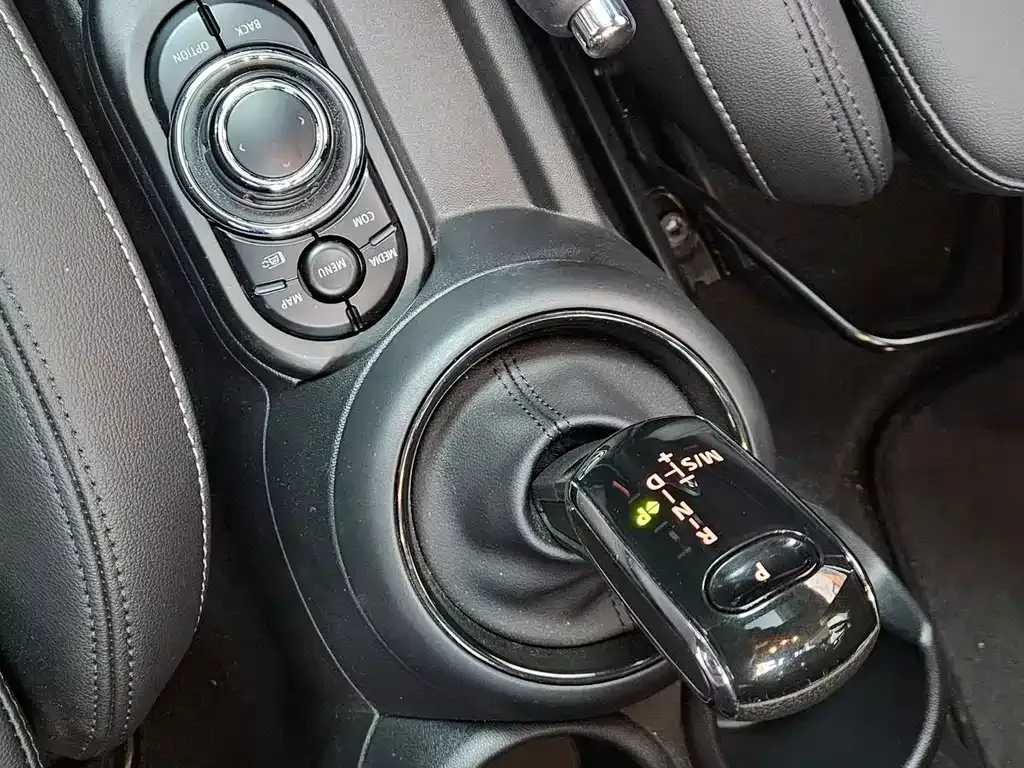 MINI Cooper (3-door) 2022 из CN, фото 10