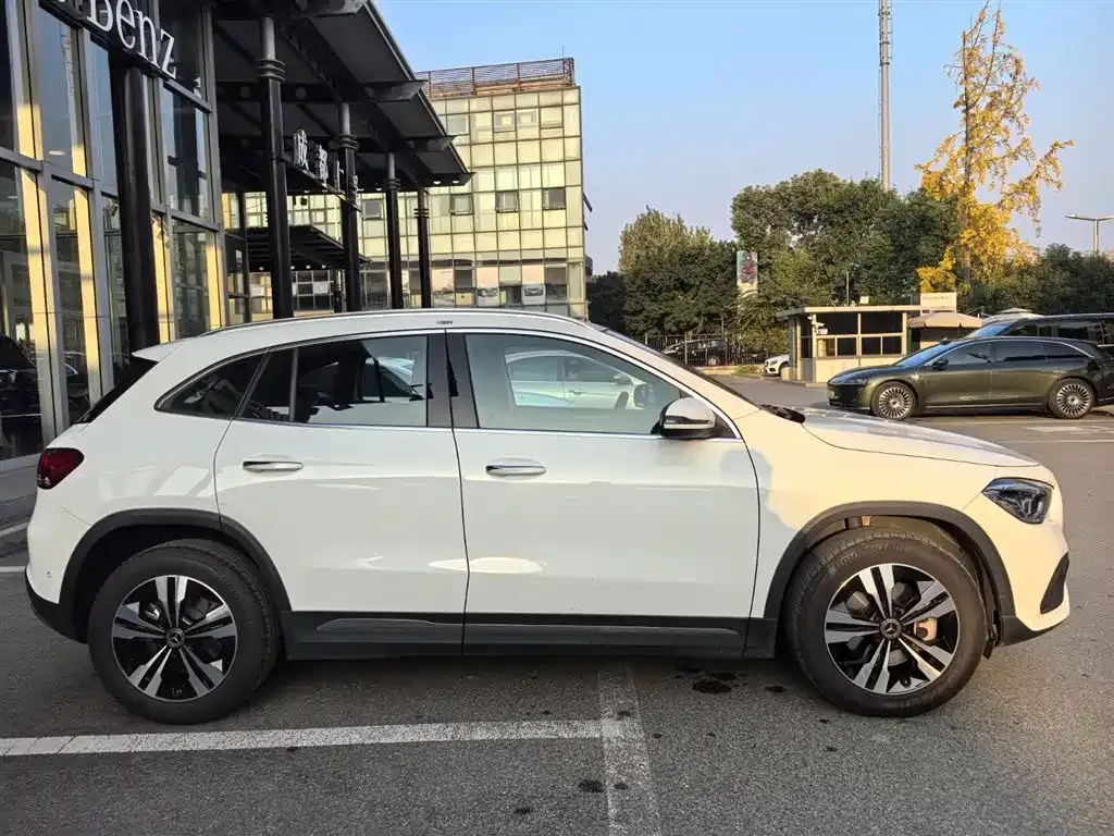 Mercedes-Benz GLA 2023 из CN, фото 10